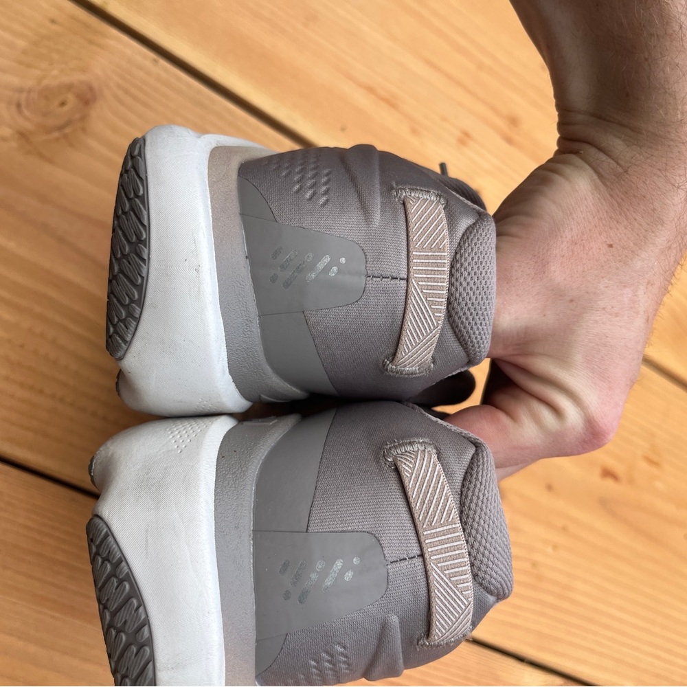 Altra Light Gray Running Shoes - Picture 6 of 10